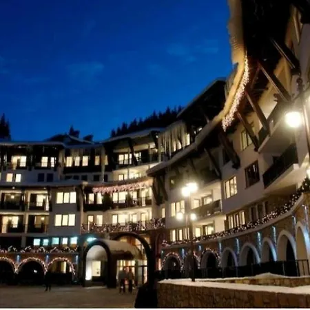 Sam In Grand Monastery