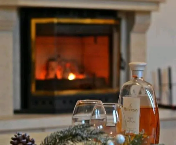 Sam In Grand Monastery Apartment